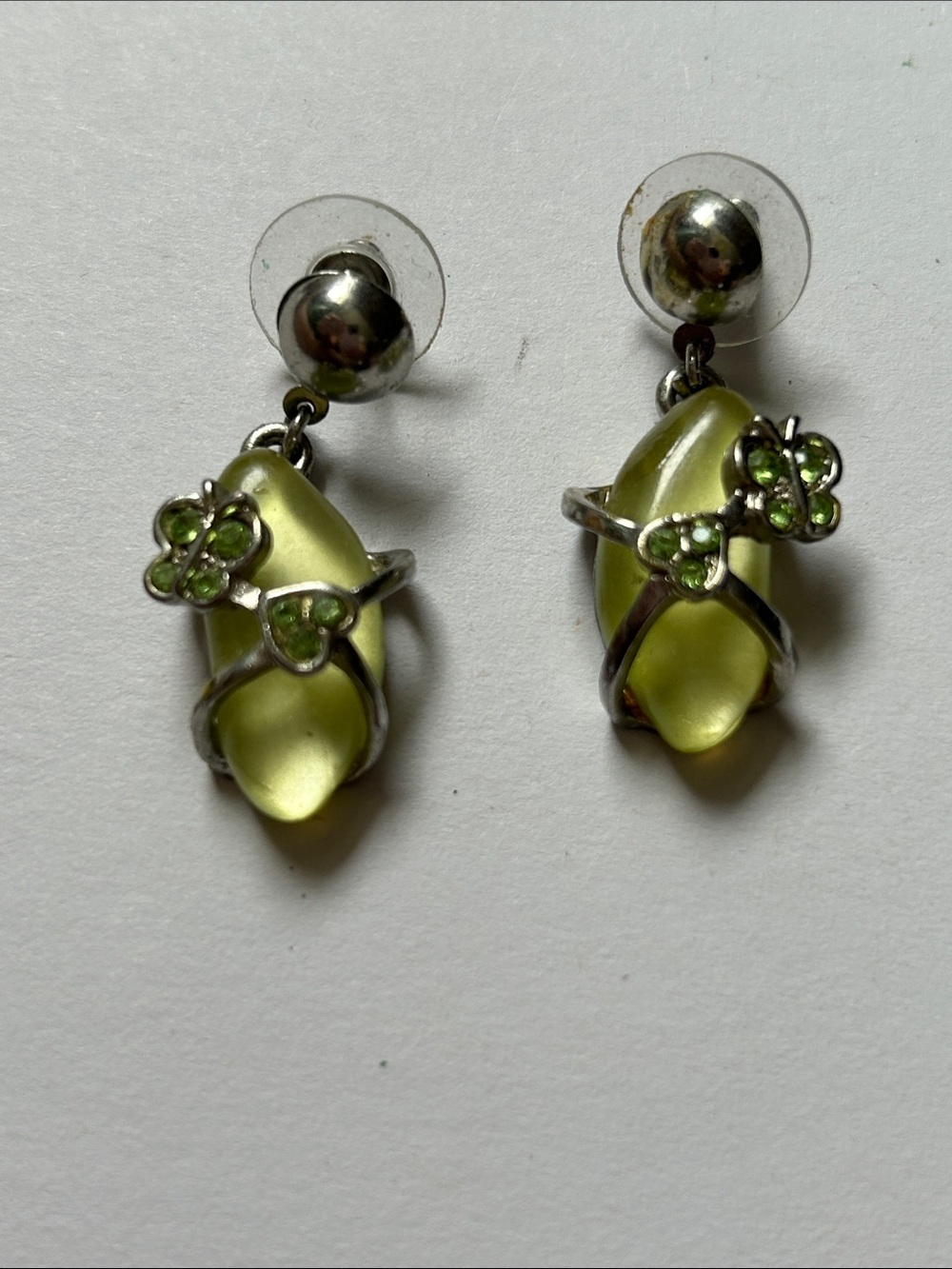 Lime Green Glass Drop Earrings with Floral Accents j19
